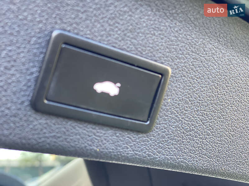 Внедорожник / Кроссовер Audi Q5 2012 в Киеве