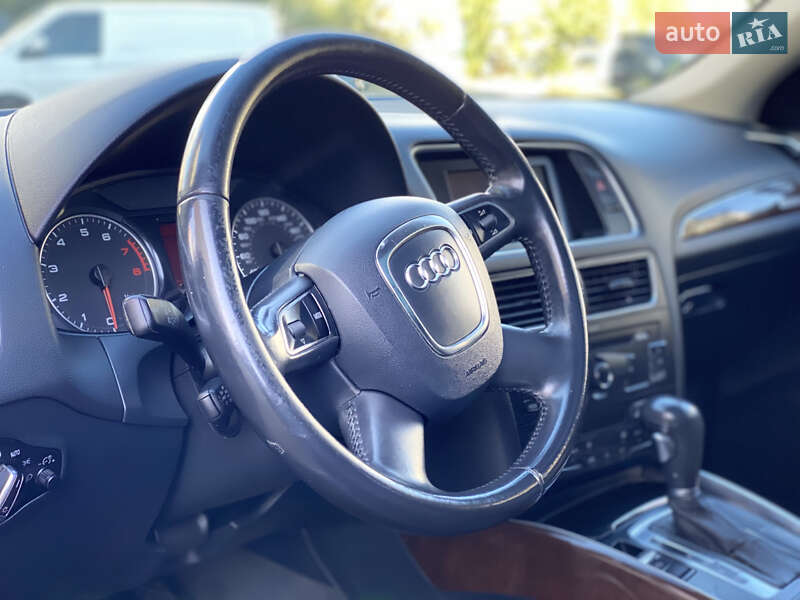 Внедорожник / Кроссовер Audi Q5 2012 в Киеве