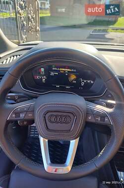 Внедорожник / Кроссовер Audi Q5 2022 в 