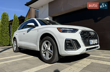 Внедорожник / Кроссовер Audi Q5 2024 в 