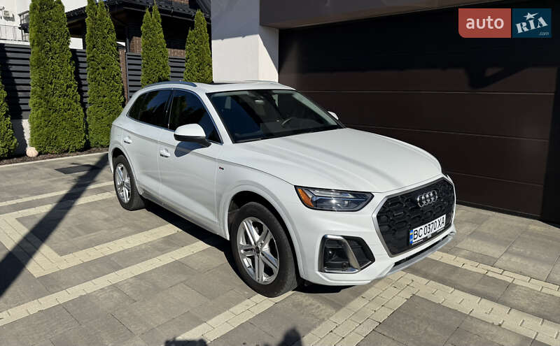 Внедорожник / Кроссовер Audi Q5 2024 в Львове