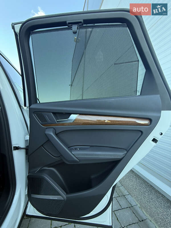 Внедорожник / Кроссовер Audi Q5 2024 в Львове