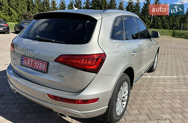 Позашляховик / Кросовер Audi Q5 2015 в 