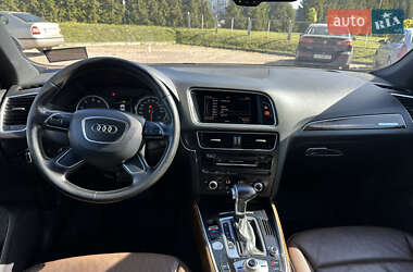 Позашляховик / Кросовер Audi Q5 2015 в 