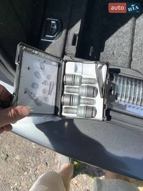 Audi Q5 2016 VIN WA1L2AFP5GA129867 фото оголошення 46 з 114