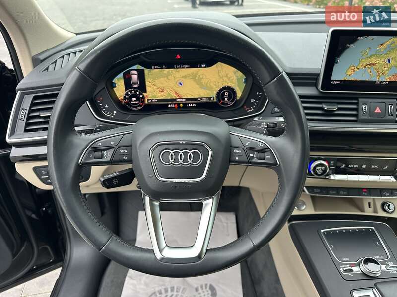Внедорожник / Кроссовер Audi Q5 2018 в Луцке
