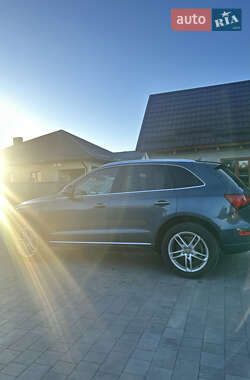 Внедорожник / Кроссовер Audi Q5 2015 в 