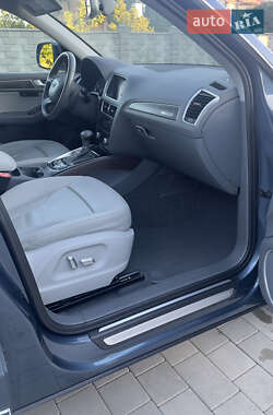 Внедорожник / Кроссовер Audi Q5 2015 в 