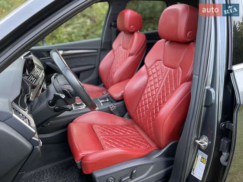 Внедорожник / Кроссовер Audi Q5 2017 в Львове