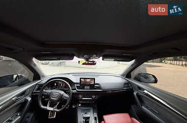 Внедорожник / Кроссовер Audi Q5 2020 в 