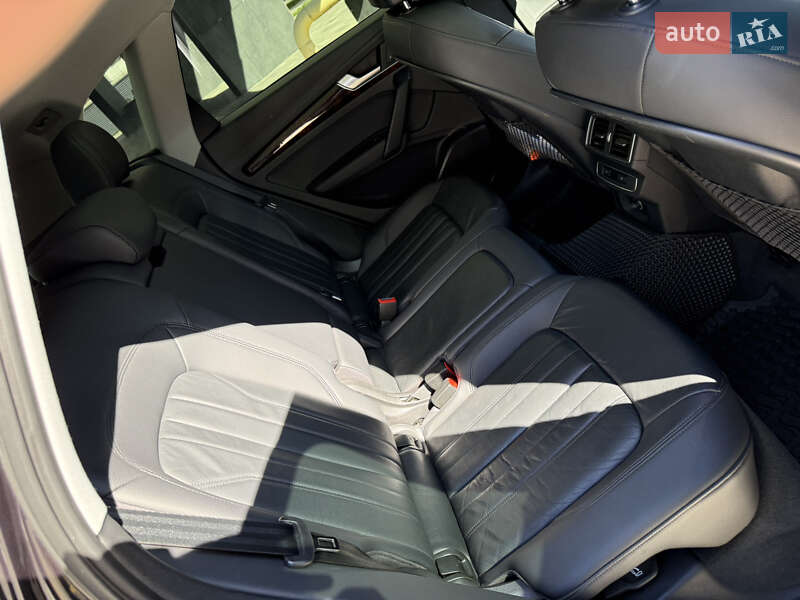 Позашляховик / Кросовер Audi Q5 2017 в Львові