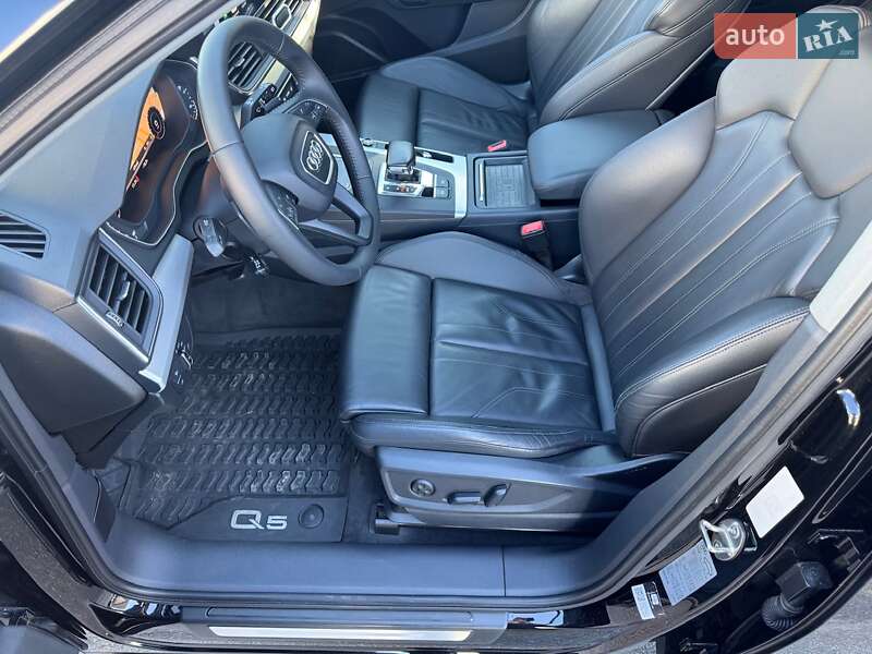 Внедорожник / Кроссовер Audi Q5 2016 в Киеве