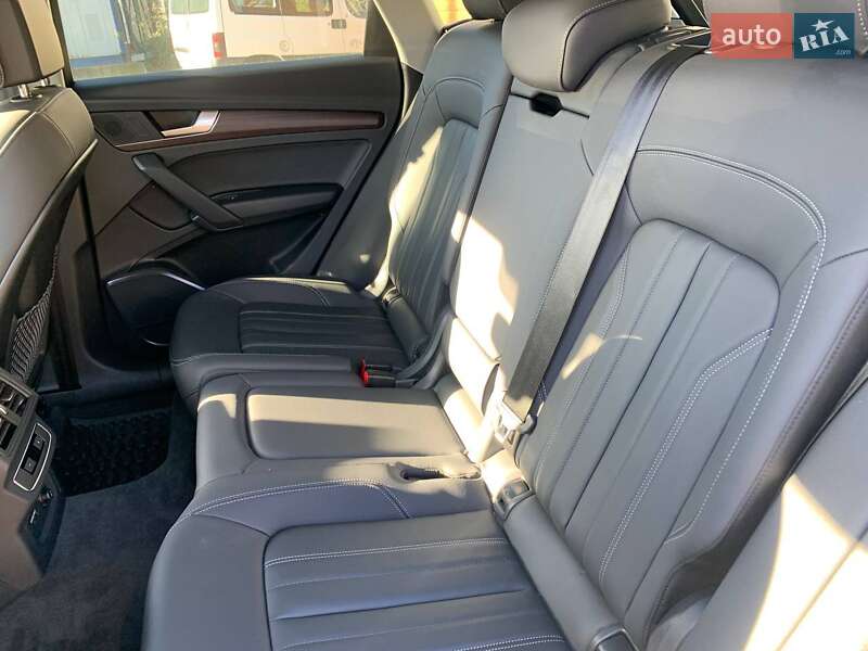 Внедорожник / Кроссовер Audi Q5 2022 в Стрые
