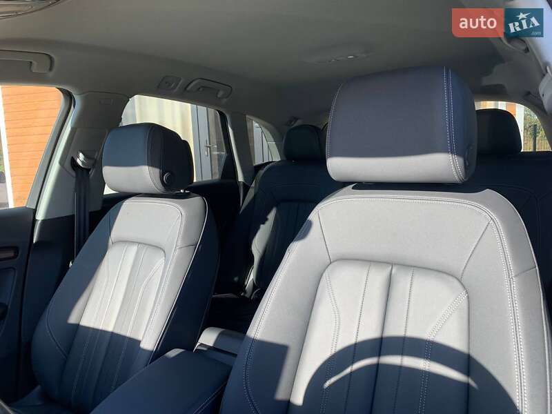Внедорожник / Кроссовер Audi Q5 2022 в Стрые