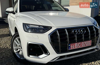 Внедорожник / Кроссовер Audi Q5 2022 в 