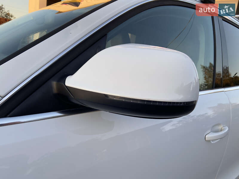 Внедорожник / Кроссовер Audi Q5 2012 в Владимире