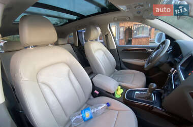 Позашляховик / Кросовер Audi Q5 2012 в 