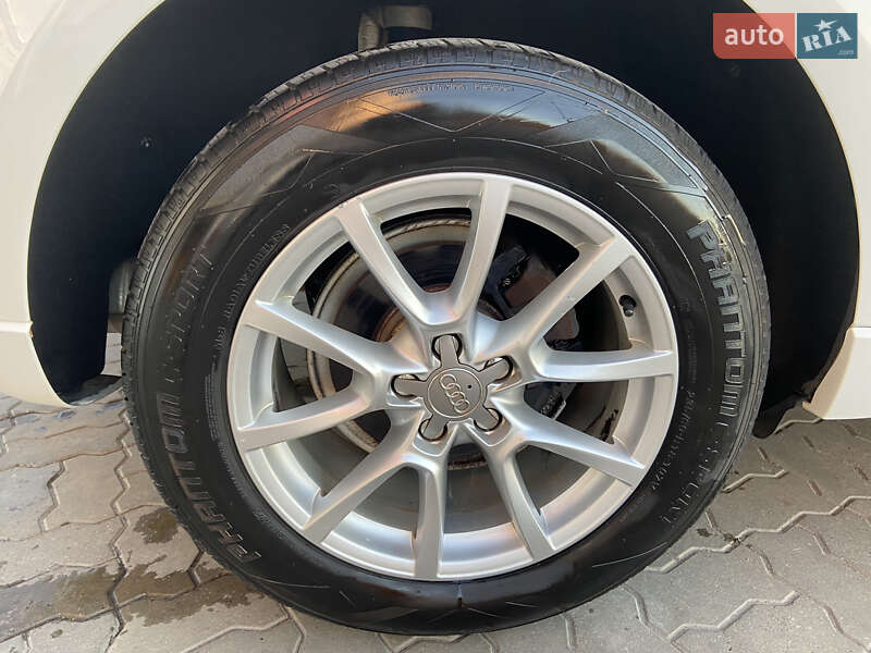 Внедорожник / Кроссовер Audi Q5 2012 в Владимире