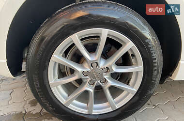 Позашляховик / Кросовер Audi Q5 2012 в 