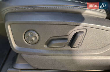 Внедорожник / Кроссовер Audi Q5 2022 в 