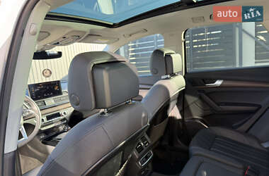 Внедорожник / Кроссовер Audi Q5 2022 в 
