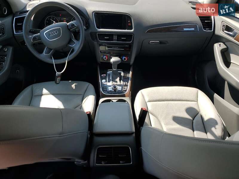Позашляховик / Кросовер Audi Q5 2015 в Львові