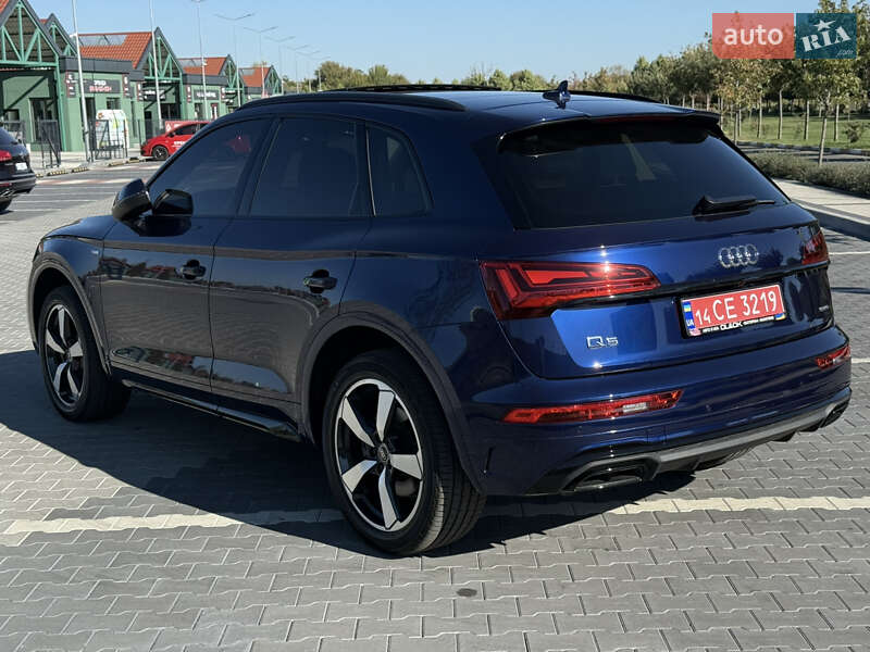 Позашляховик / Кросовер Audi Q5 2023 в Києві