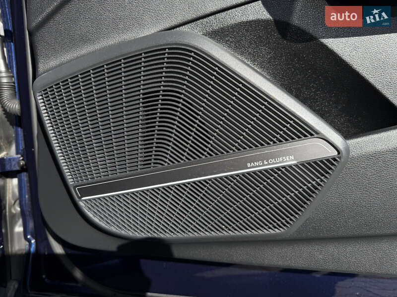 Позашляховик / Кросовер Audi Q5 2023 в Києві