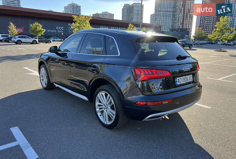 Позашляховик / Кросовер Audi Q5 2018 в Києві