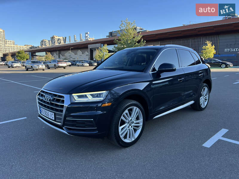 Позашляховик / Кросовер Audi Q5 2018 в Києві