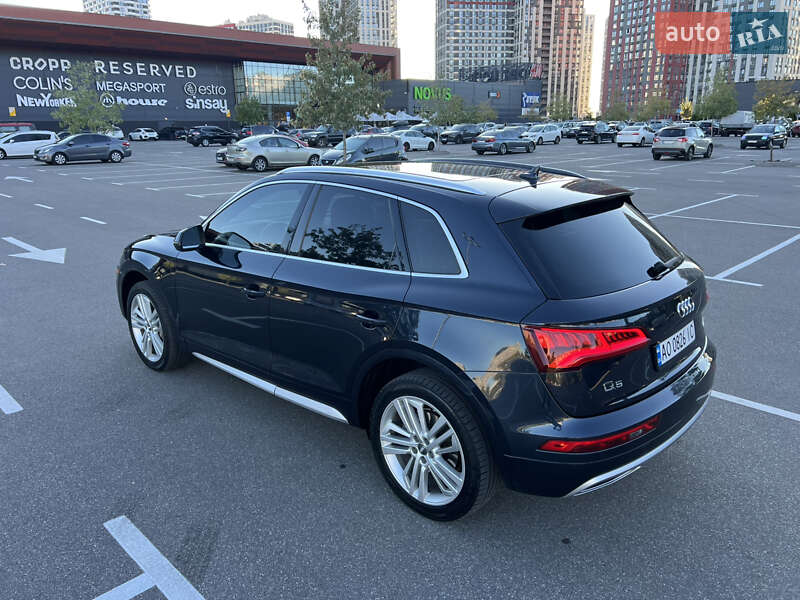 Позашляховик / Кросовер Audi Q5 2018 в Києві