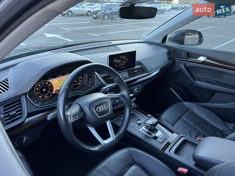 Позашляховик / Кросовер Audi Q5 2018 в Києві