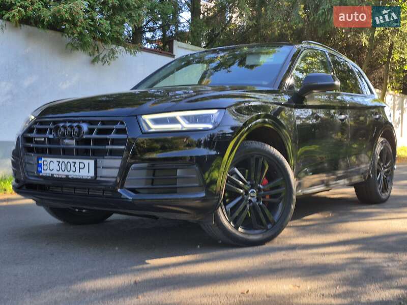 Внедорожник / Кроссовер Audi Q5 2017 в 