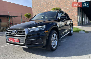 Позашляховик / Кросовер Audi Q5 2019 в 
