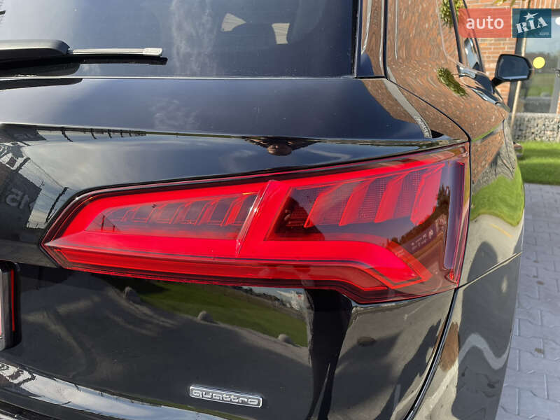 Внедорожник / Кроссовер Audi Q5 2019 в Киеве