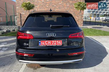 Позашляховик / Кросовер Audi Q5 2019 в 