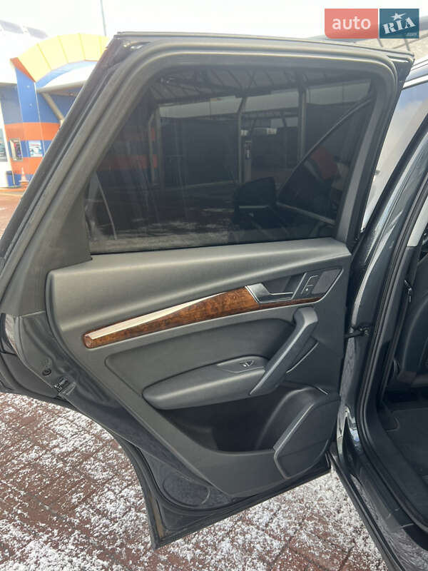 Внедорожник / Кроссовер Audi Q5 2018 в Полтаве