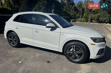 Внедорожник / Кроссовер Audi Q5 2019 в 