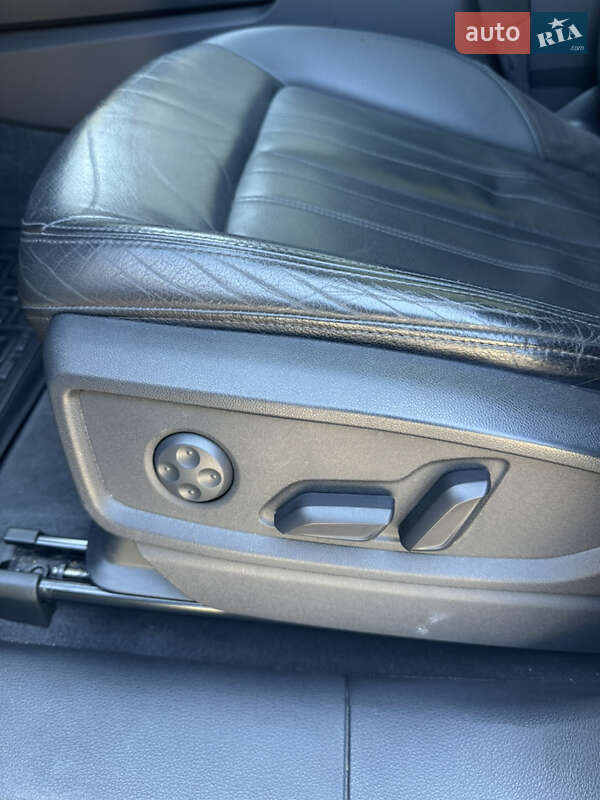 Внедорожник / Кроссовер Audi Q5 2019 в Тернополе