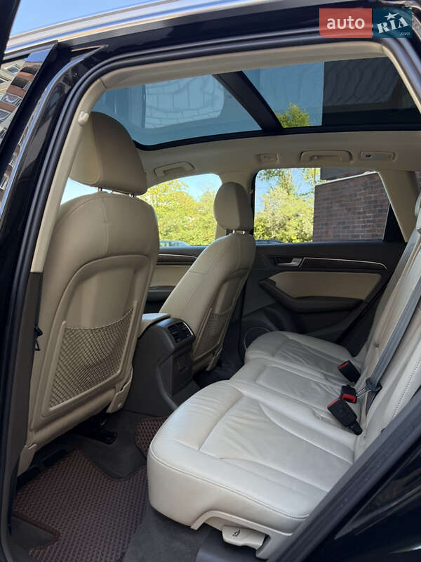 Внедорожник / Кроссовер Audi Q5 2013 в Тернополе