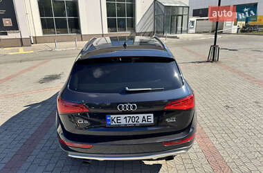 Внедорожник / Кроссовер Audi Q5 2016 в 
