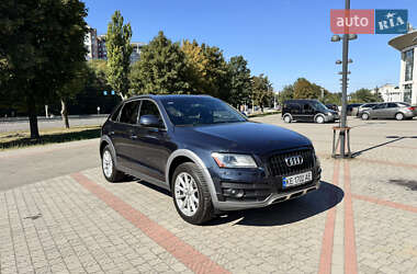 Внедорожник / Кроссовер Audi Q5 2016 в 