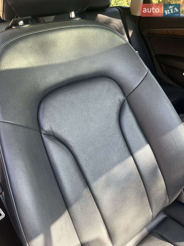 Внедорожник / Кроссовер Audi Q5 2013 в Киеве