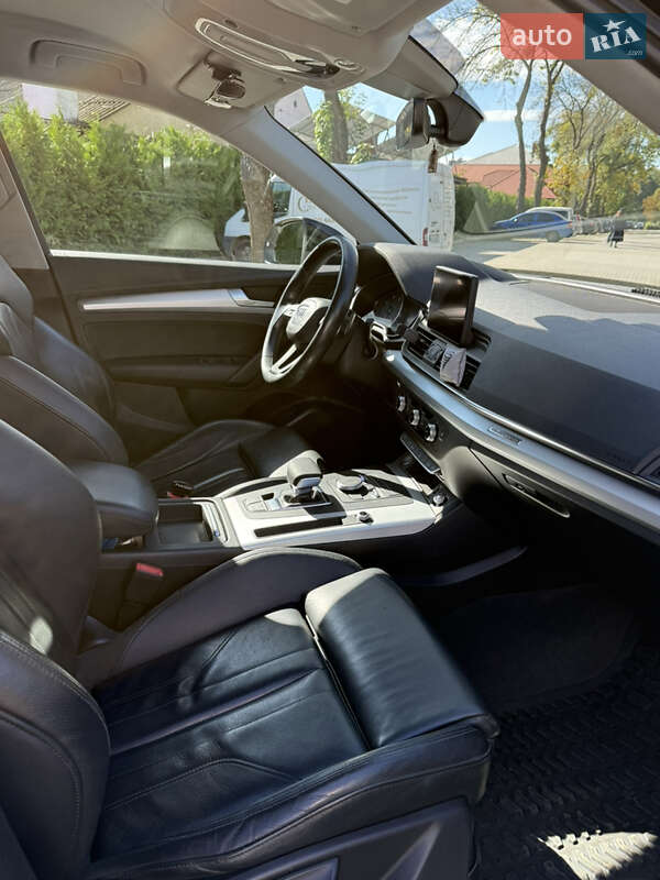 Внедорожник / Кроссовер Audi Q5 2017 в Ужгороде фото 7 Внедорожник / Кроссовер Audi Q5 2017 в Ужгороде