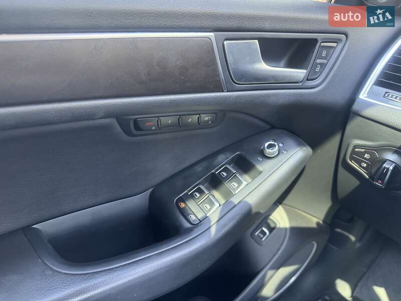 Внедорожник / Кроссовер Audi Q5 2016 в Ровно