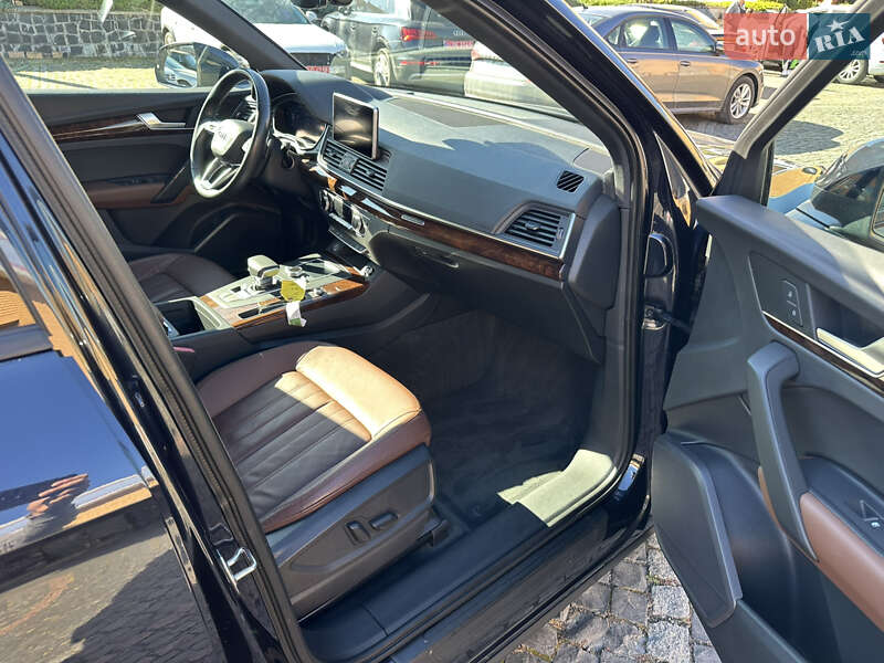 Позашляховик / Кросовер Audi Q5 2018 в Луцьку