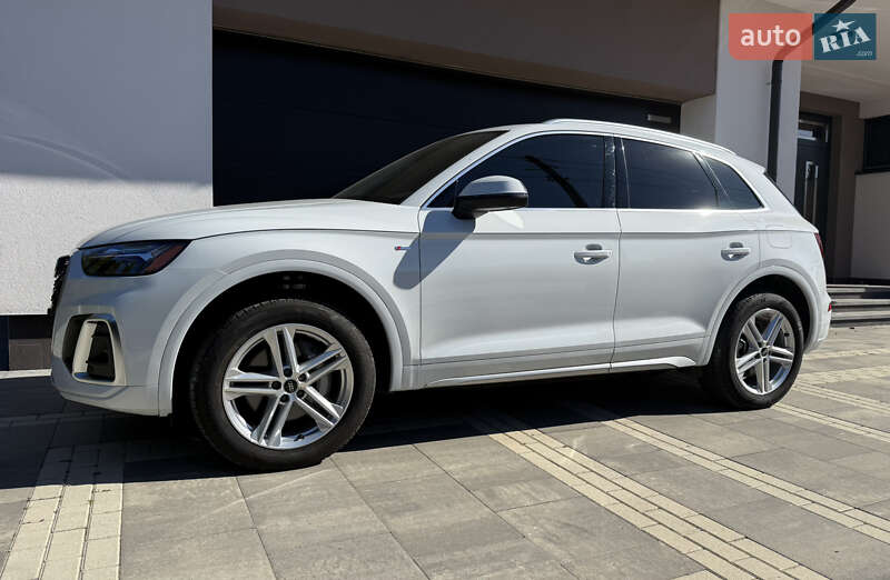 Внедорожник / Кроссовер Audi Q5 2024 в Львове