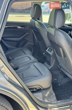 Внедорожник / Кроссовер Audi Q5 2015 в 