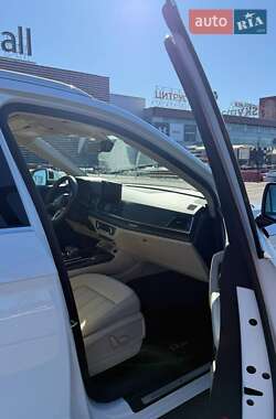 Позашляховик / Кросовер Audi Q5 2021 в 