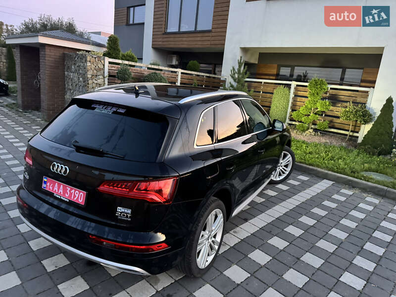Внедорожник / Кроссовер Audi Q5 2018 в Стрые